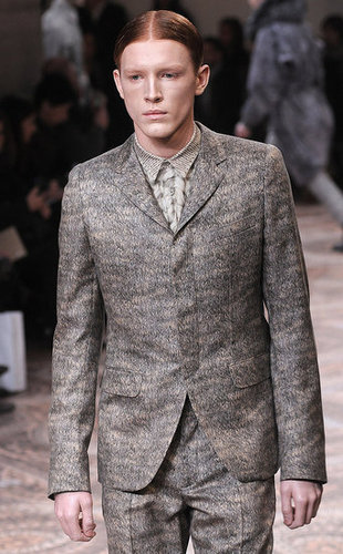 Milan: Alexander McQueen's Fall 2010 Milan: Alexander McQueen's Fall 2010