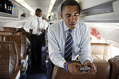 Obama Offers American Babies a Better Start Via Text? Obama Offers American Babies a Better Start Via Text?