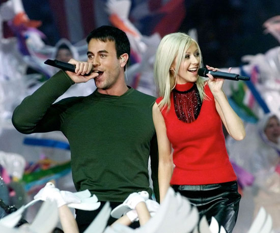 Christina Aguilera and Enrique Iglesias performed together in 2000.
Christina Aguilera and Enrique Iglesias performed together in 2000.
