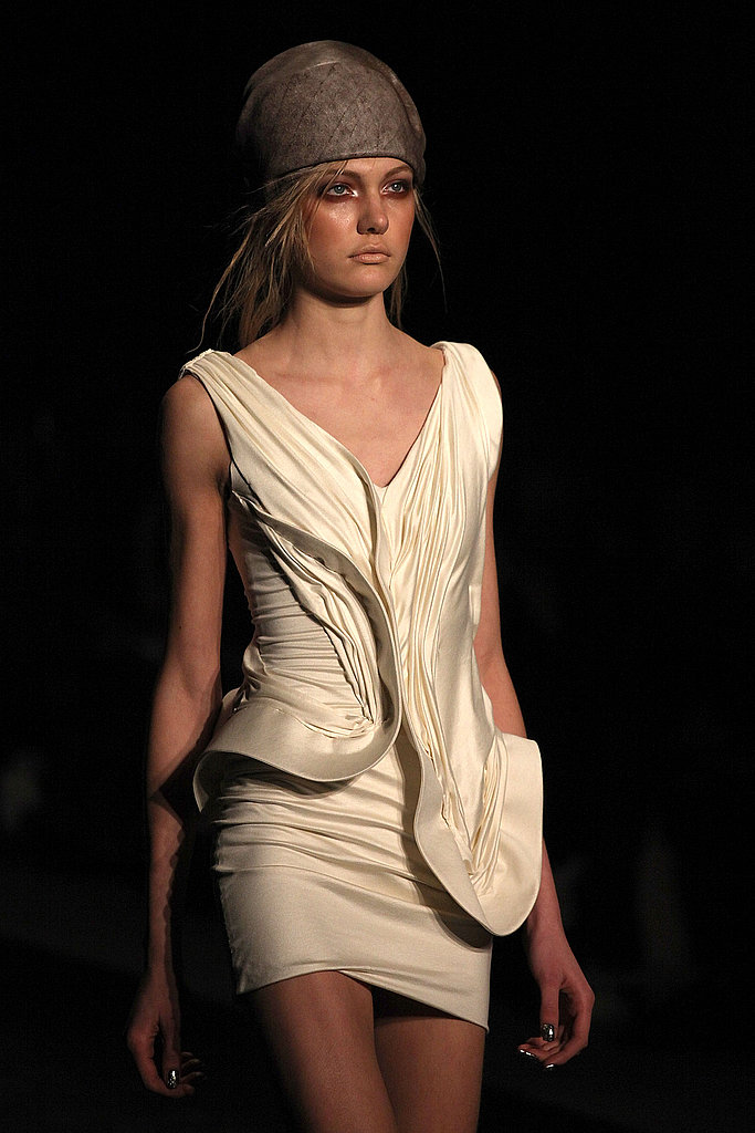 Cushnie et Ochs Expand Their Offering for Fall 2010 Cushnie et Ochs Expand Their Offering for Fall 2010