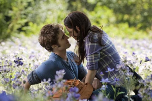 hot eclipse stills!