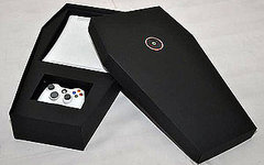 Photos of the Red Ring of Death Xbox 360 Coffin Photos of the Red Ring of Death Xbox 360 Coffin