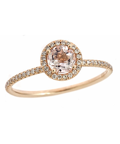 10 Stylishly Traditional Engagement Rings 10 Stylishly Traditional Engagement Rings