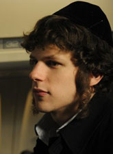 Jesse Eisenberg, Justin Bartha in Video Trailer For Holy Rollers