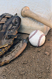 Gay Softball League Kicks Out Straight Players