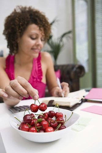Fight Food Cravings by Keeping a Food Journal