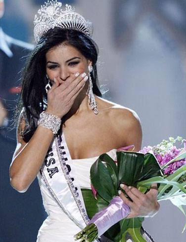 Rima Fakih Crowned Miss USA 2010