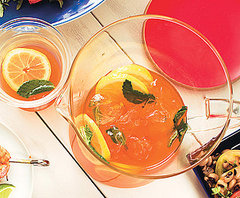 Sweet Tea With Vodka and Lemonade Recipe