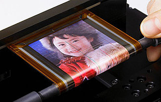 Sony Introduces Thin, Rollable OLED Screen
