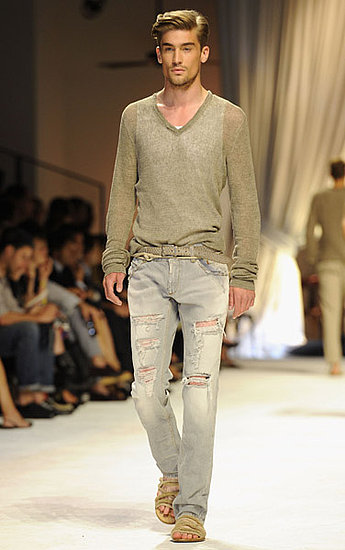 Photos of Dolce & Gabbana Runway Show Men's Spring 2011