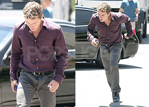 Pictures of Ryan Phillippe With His Fly Unzipped on the Set of The Lincoln Lawyer