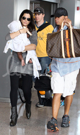Pictures of Sandra Bullock and Louis Bullock 2010-07-15 14:28:10 Pictures of Sandra Bullock and Louis Bullock 2010-07-15 14:28:10