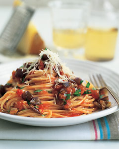 Spaghetti With Eggplant and Tomato Sauce Recipe Spaghetti With Eggplant and Tomato Sauce Recipe