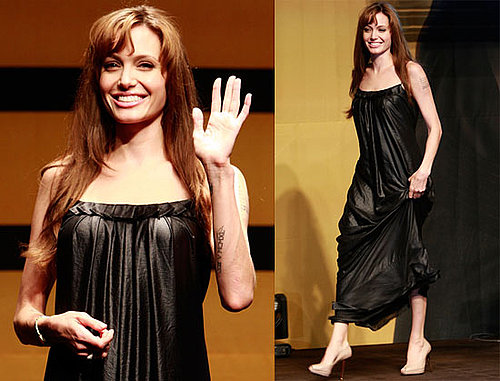 Pictures of Angelina Jolie Promoting Salt in Seoul 2010-07-28 06:35:00