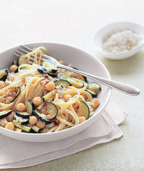 Fast & Easy Recipe for Linguine With Zucchini and Chickpeas Fast & Easy Recipe for Linguine With Zucchini and Chickpeas
