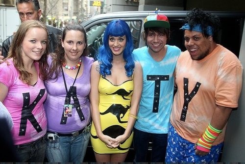 Katy Perry out in Melbourne with the Fans