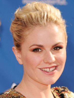 Anna Paquin's Emmys Hairstyle Anna Paquin's Emmys Hairstyle
