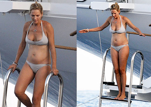 Pictures of Uma Thurman in a Bikini