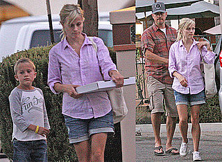 Pictures of Reese Witherspoon, Jim Toth, Deacon, and Ava Phillippe in Ojai, CA