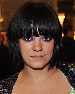 Picture of Lily Allen Wearing Heavy Purple Eye Shadow