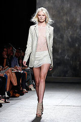 Spring 2011 New York Fashion Week: Doo.ri 2010-09-10 17:35:23