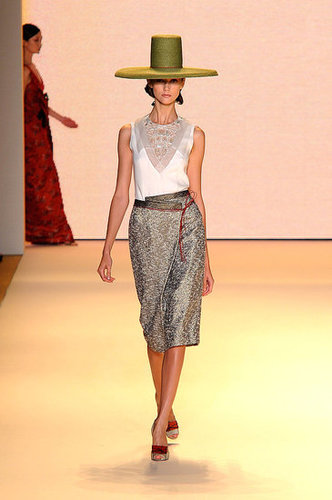 2011 Spring New York Fashion Week: Carolina Herrera 2011 Spring New York Fashion Week: Carolina Herrera