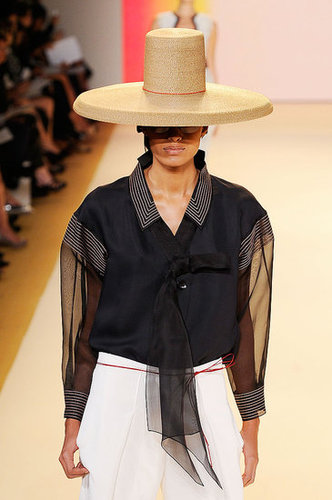 2011 Spring New York Fashion Week: Carolina Herrera 2011 Spring New York Fashion Week: Carolina Herrera