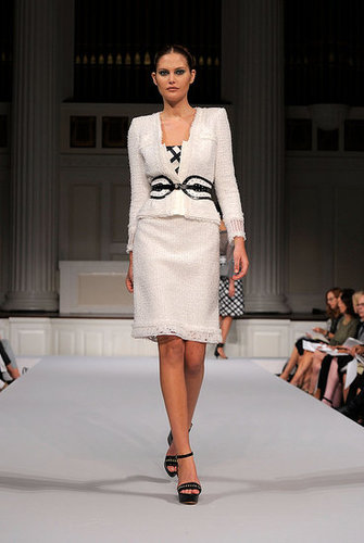 2011 Spring New York Fashion Week: Oscar De La Renta 2011 Spring New York Fashion Week: Oscar De La Renta