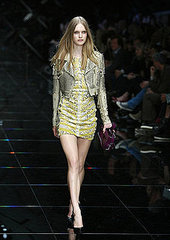 Spring 2011 London Fashion Week: Burberry Prorsum 2010-09-21 15:38:07