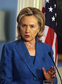 Hillary Clinton to Give $50 Million For Clean Stoves