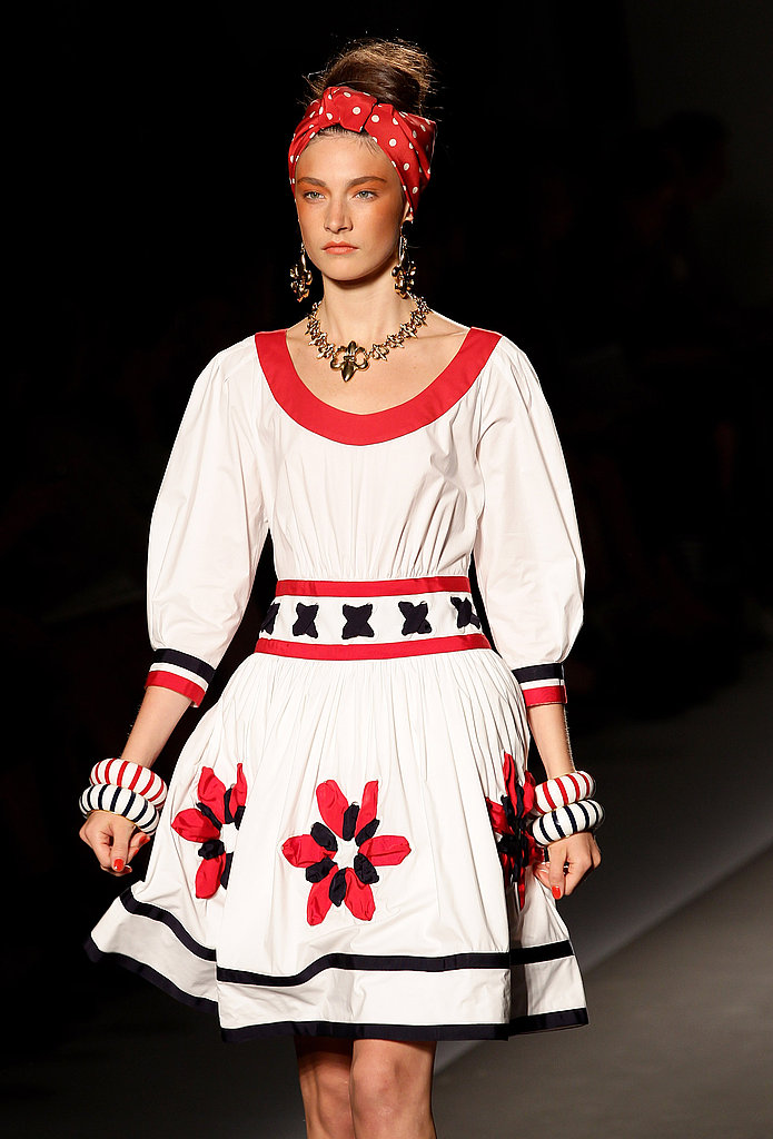 Spring 2011 Milan Fashion Week: Moschino Spring 2011 Milan Fashion Week: Moschino