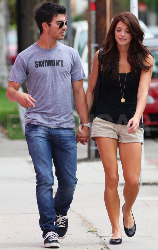 Pictures of Ashley Greene and Joe Jonas Pictures of Ashley Greene and Joe Jonas