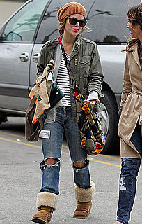 Pictures of Rachel Bilson Grocery Shopping in Los Feliz 2010-10-22 14:00:00