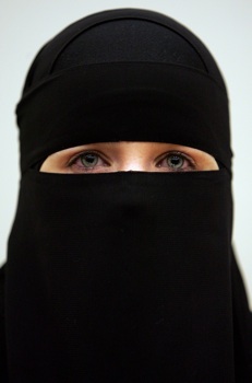 Women Converting to Islam
