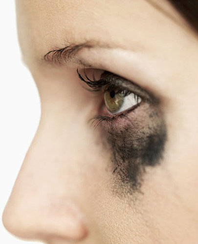 Tips For Avoiding Injuring Your Eyes With Eyeliner