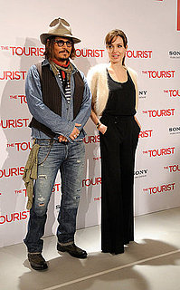 Pictures of Angelina Jolie and Johnny Depp in Madrid 2010-12-16 07:41:17