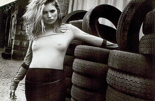 August, 2003
Model: Kate Moss
Photographer: Craig McDean
August, 2003
Model: Kate Moss
Photographer: Craig McDean