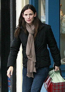 Pictures of Jennifer Garner Doing Some Holiday Shopping at Janie and Jack in Santa Monica