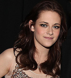 Kristen Stewart at 2011 People's Choice Awards 2011-01-05 22:12:02
