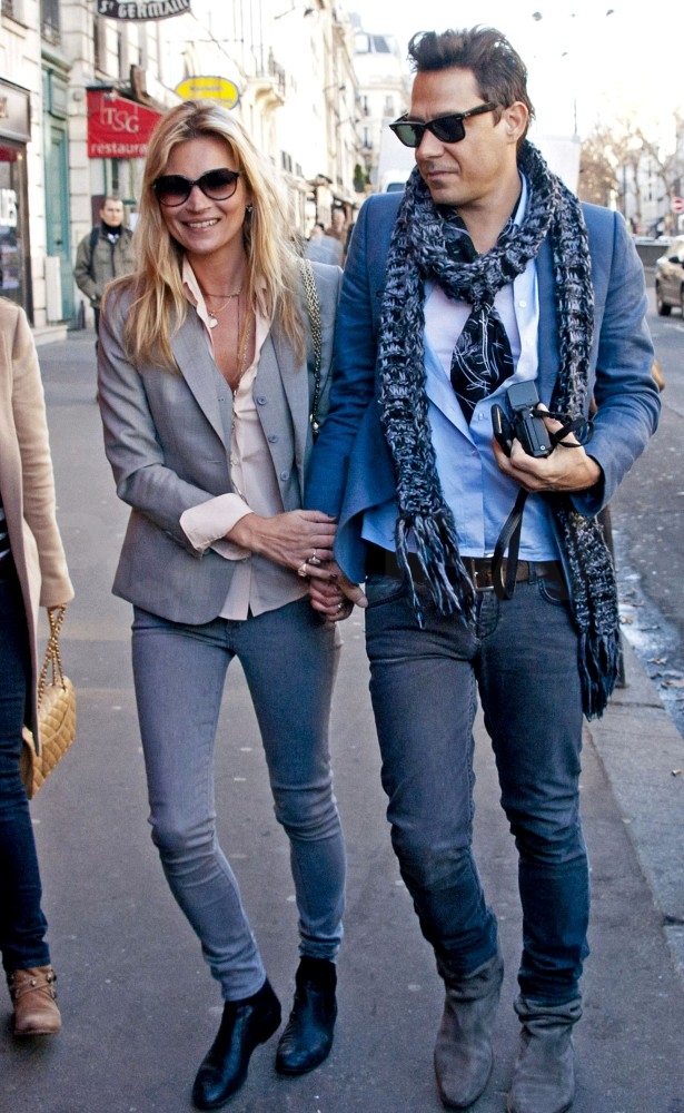 Kate Moss Welcomes 37 With a Weekend in Paris! Kate Moss Welcomes 37 With a Weekend in Paris!