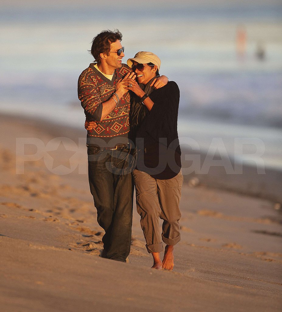 Pictures of Halle Berry and Olivier Martinez on a Walk on the Beach in Malibu Pictures of Halle Berry and Olivier Martinez on a Walk on the Beach in Malibu