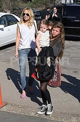 Pictures of Nicole Richie With Harlow Madden Pictures of Nicole Richie With Harlow Madden