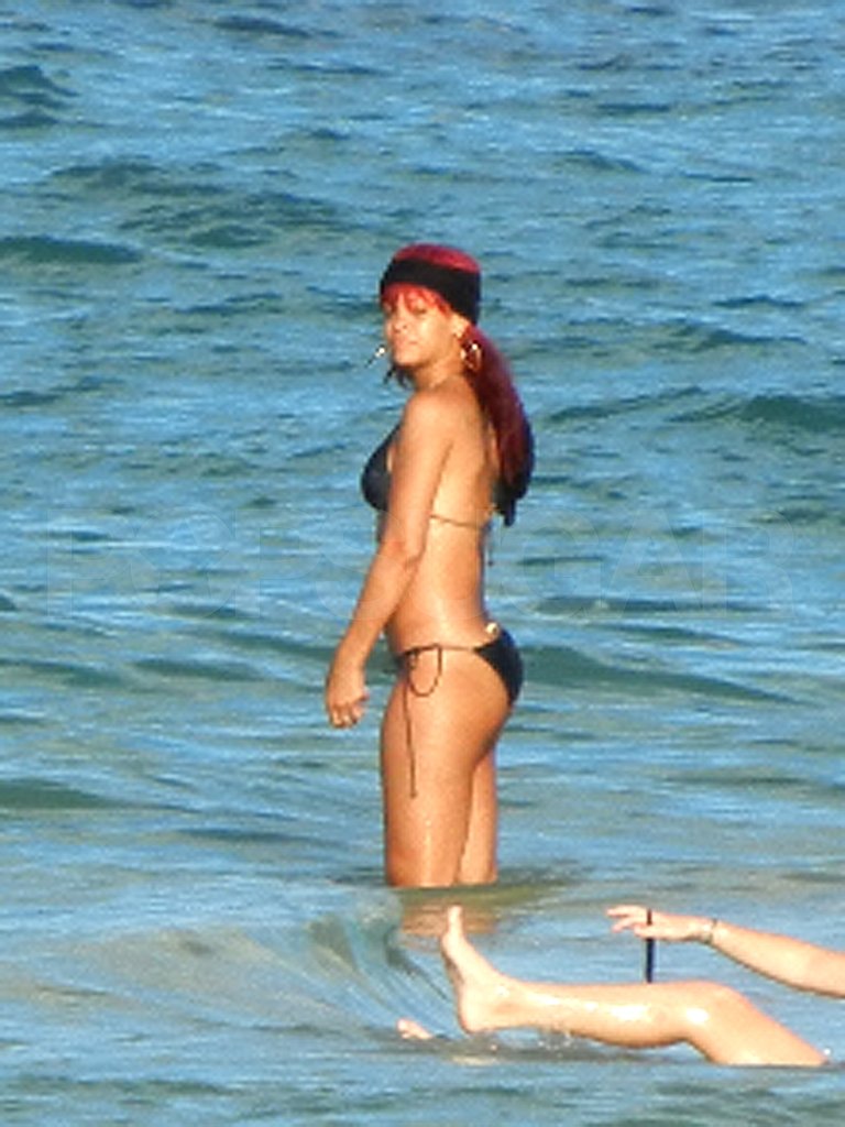 Pictures of Rihanna in a Black Bikini in Hawaii Pictures of Rihanna in a Black Bikini in Hawaii