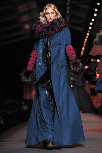 Fall 2011 Paris Fashion Week: Christian Dior 2011-03-04 14:10:00