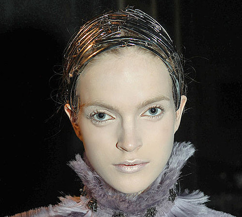 See the Amazing Hair From the 2011 Fall Alexander McQueen Show 2011-03-09 17:55:19