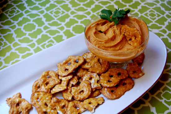 Smoky Chipotle Hummus Dip