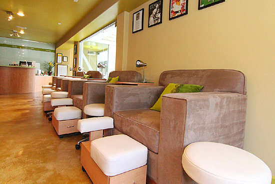 Bellacures: Beautiful Nails in a Spotless Salon