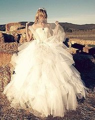 Show Us Your Fab Wedding Style! 2011-04-03 03:11:00