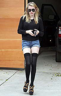 Pictures of Emma Roberts Wearing Thigh High Stockings 2011-04-04 13:50:00