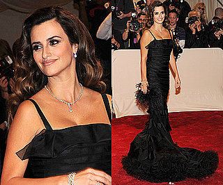 Penelope Cruz in Oscar de la Renta at the 2011 Met Gala